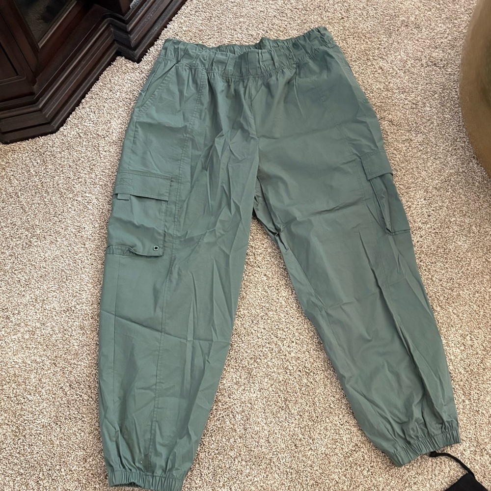 Champion Women's Champion® Woven Cargo